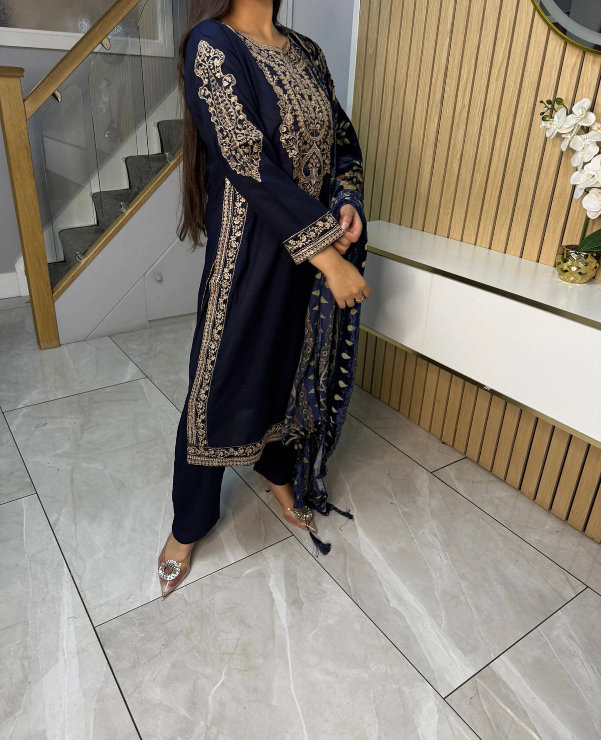 Asia 3pc Embroidered Dhanak Suit With Palachi Shawl