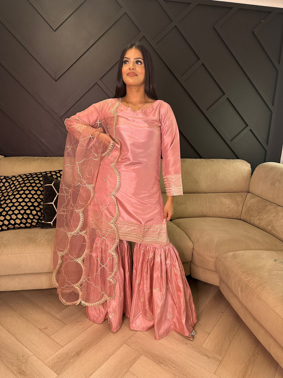 Shareen Gharara - Pink