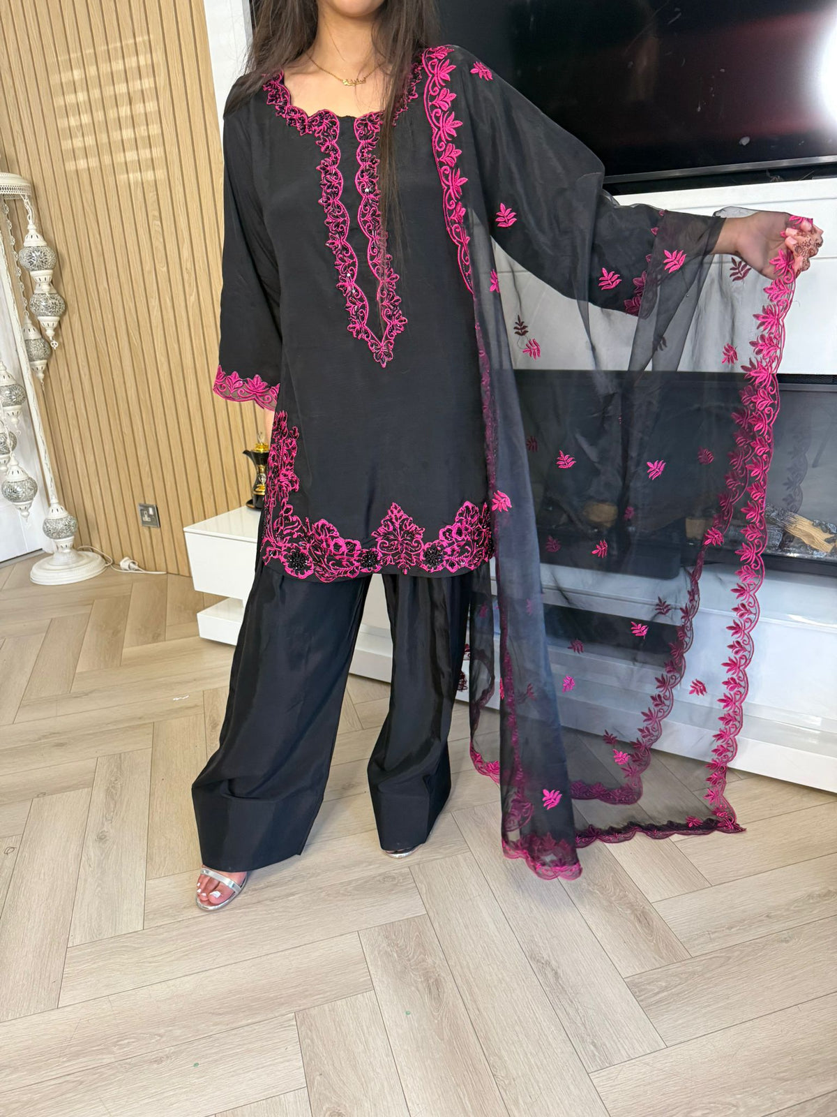 Zimal Farshi Silk Suits by Raniya.H