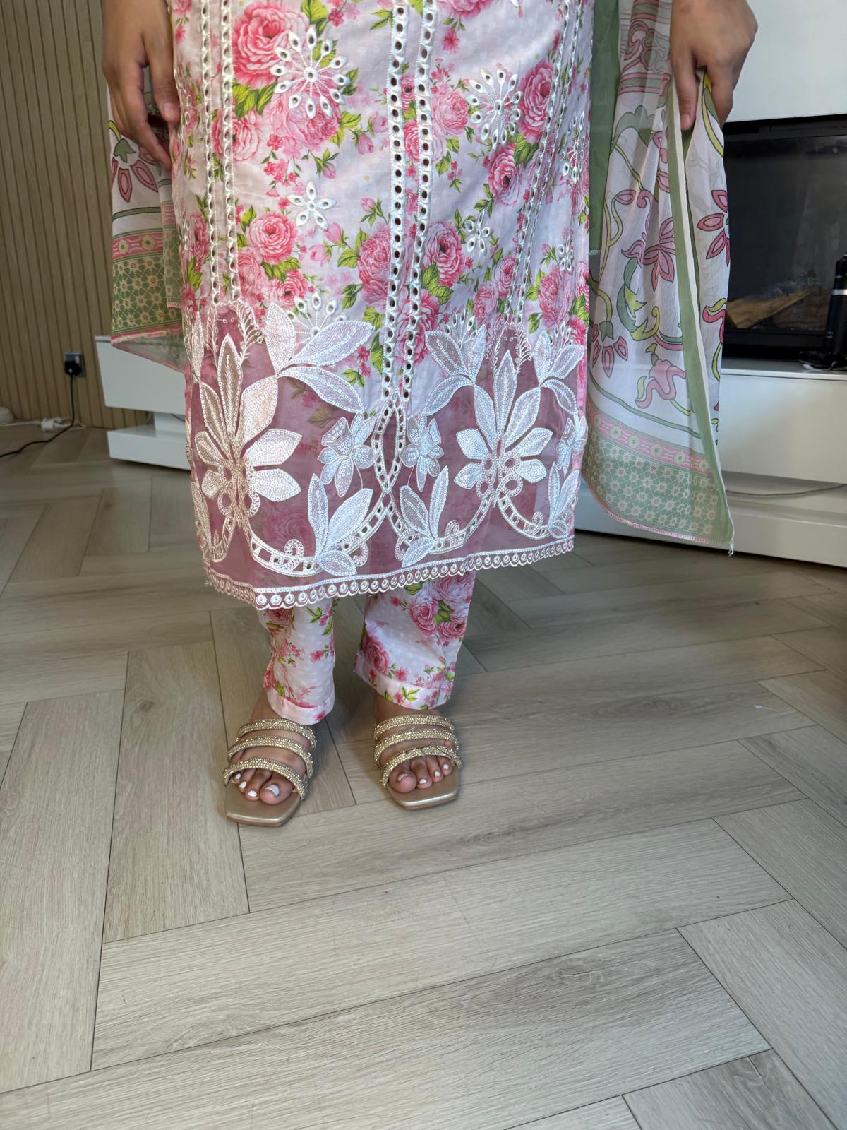 Adeela 3pc Printed Lawn Suit