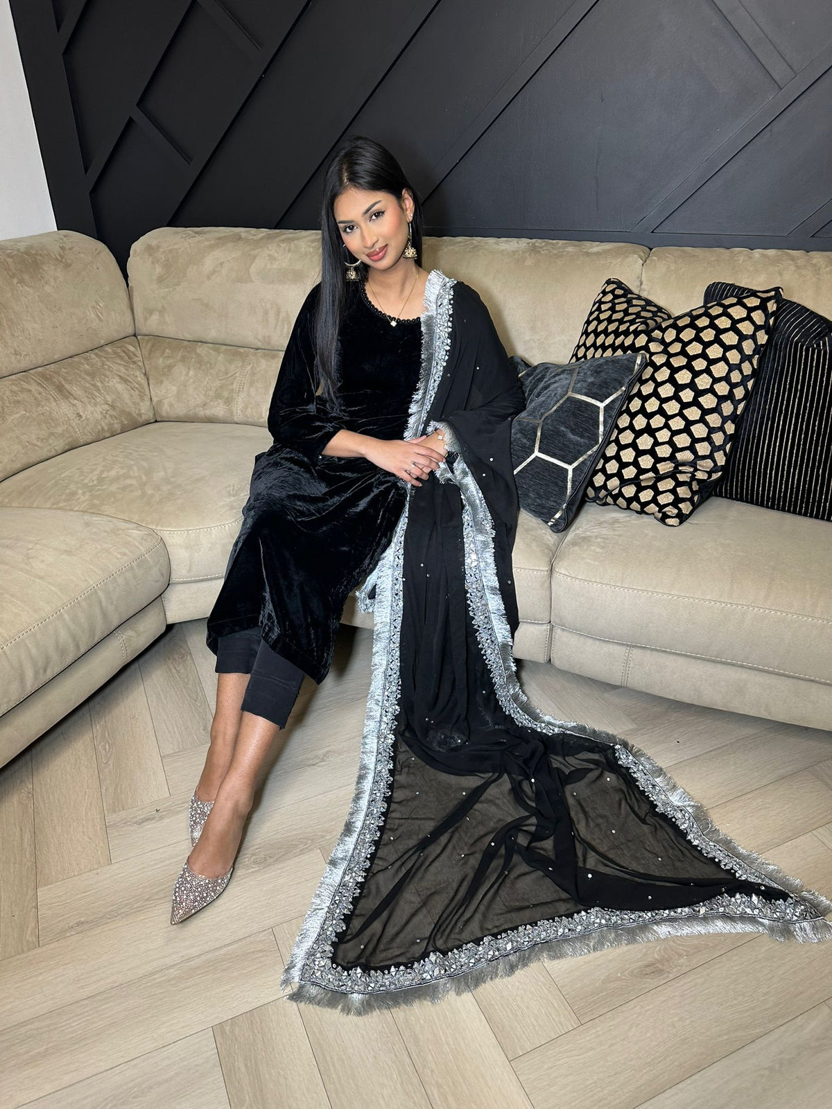Keisha 3pc Luxury Velvet Embroidered Suit With Chiffon Duppatta D2-H1/3