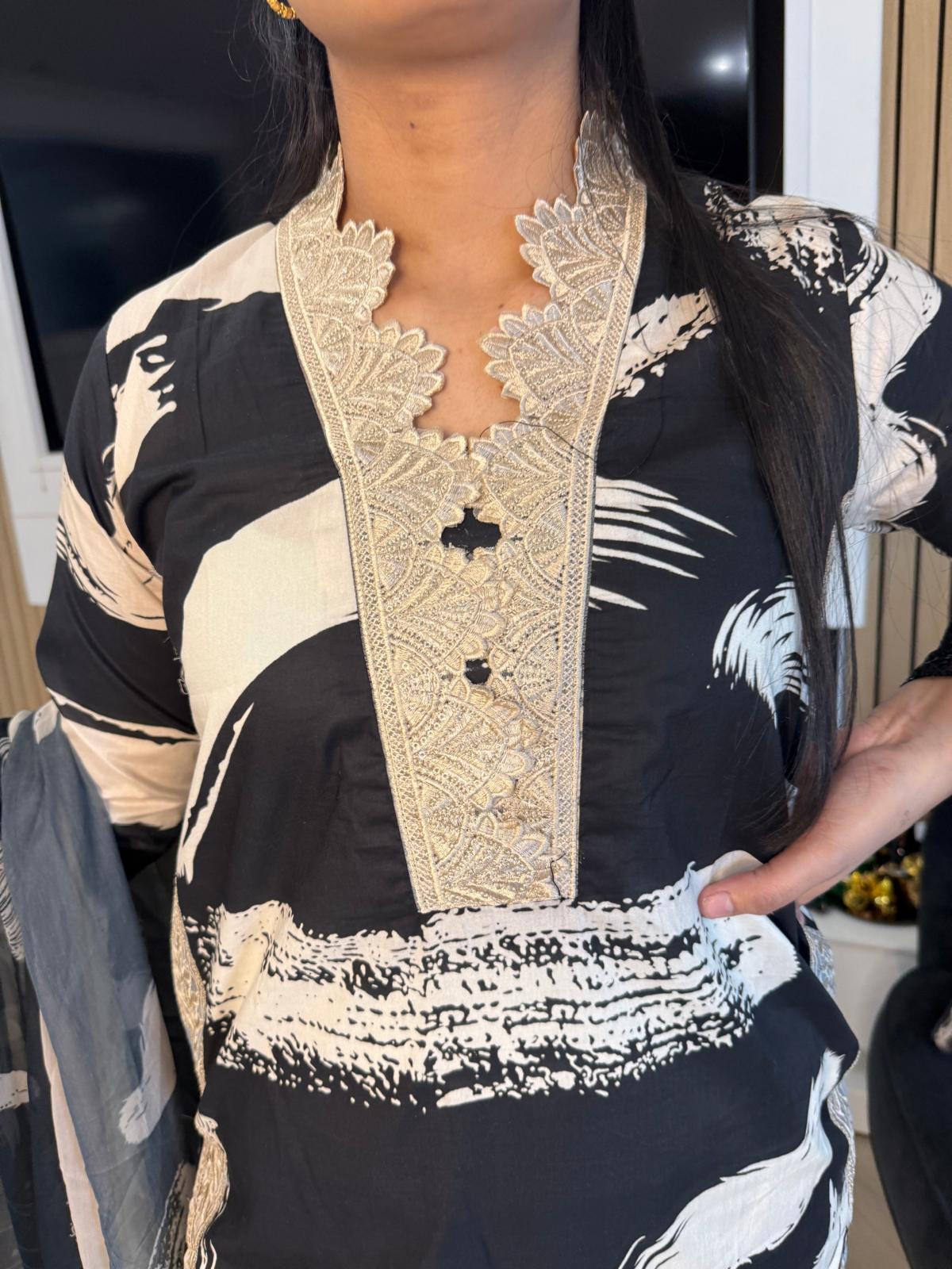 Adeela 3pc Printed Lawn Suit