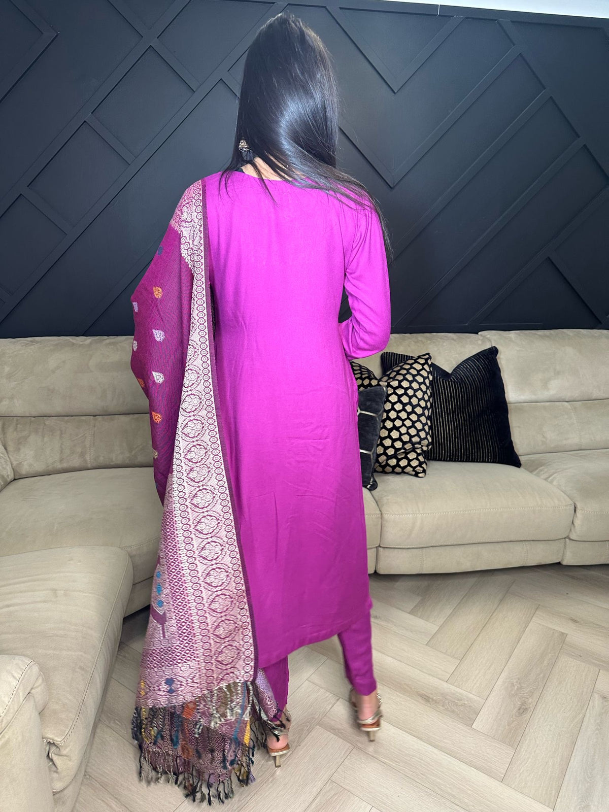 Rumaiza 3pc With Kashmiri Shawl