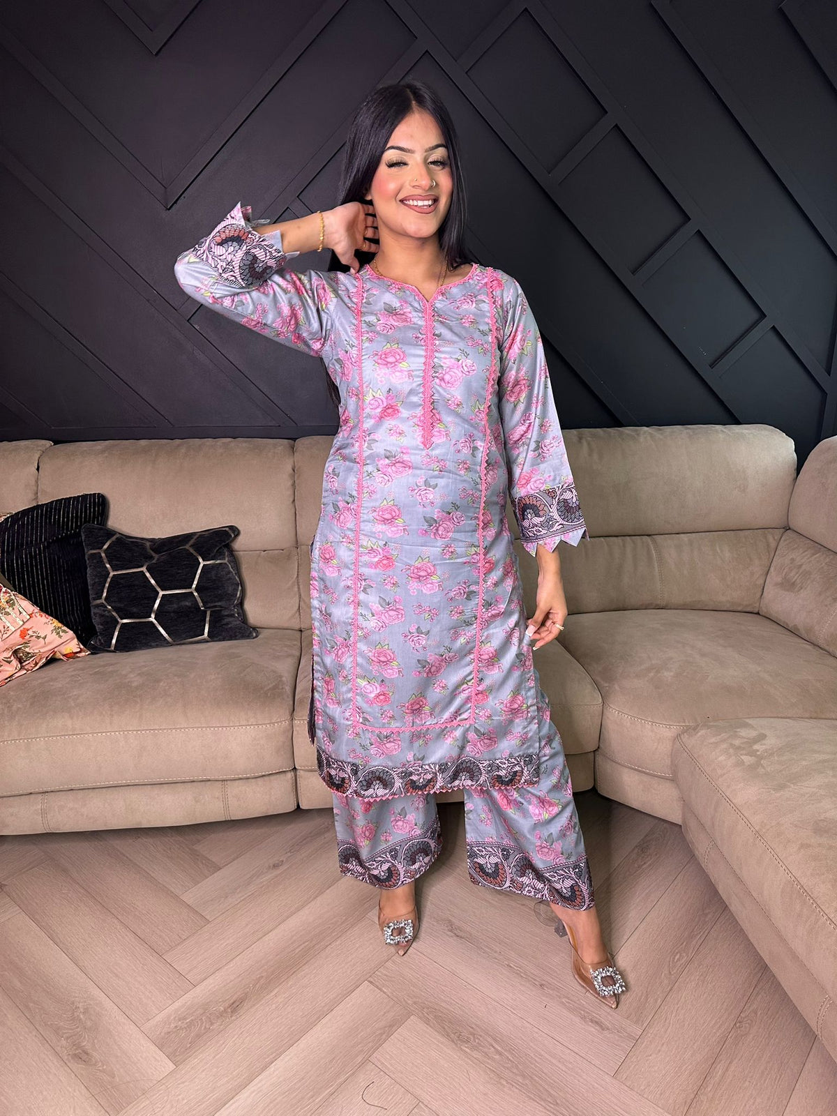 Erena 2Pc - Grey & Pink Floral