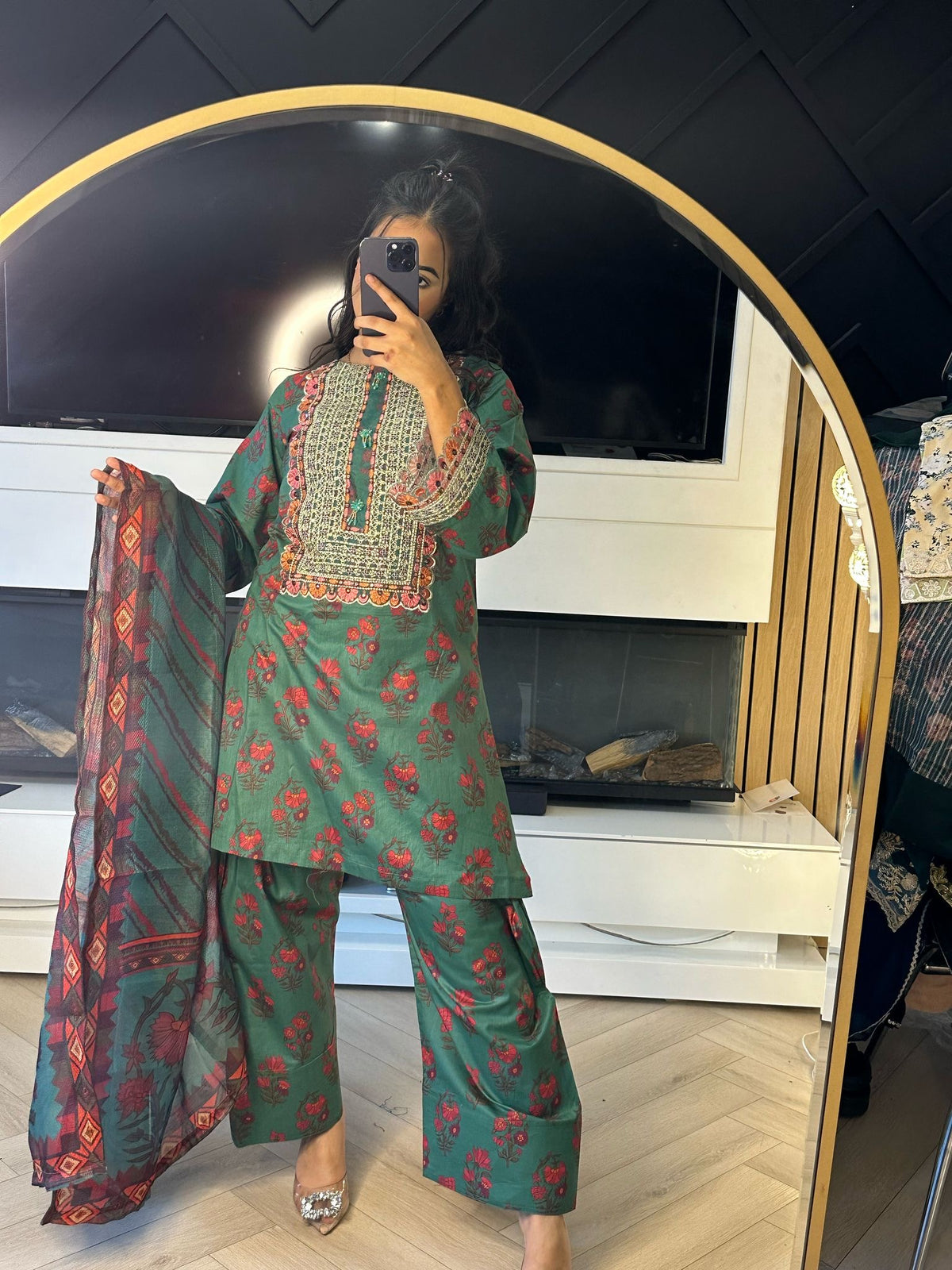 Noor-E-Eid By Raniya 3pc Lawn Suit U4-B2