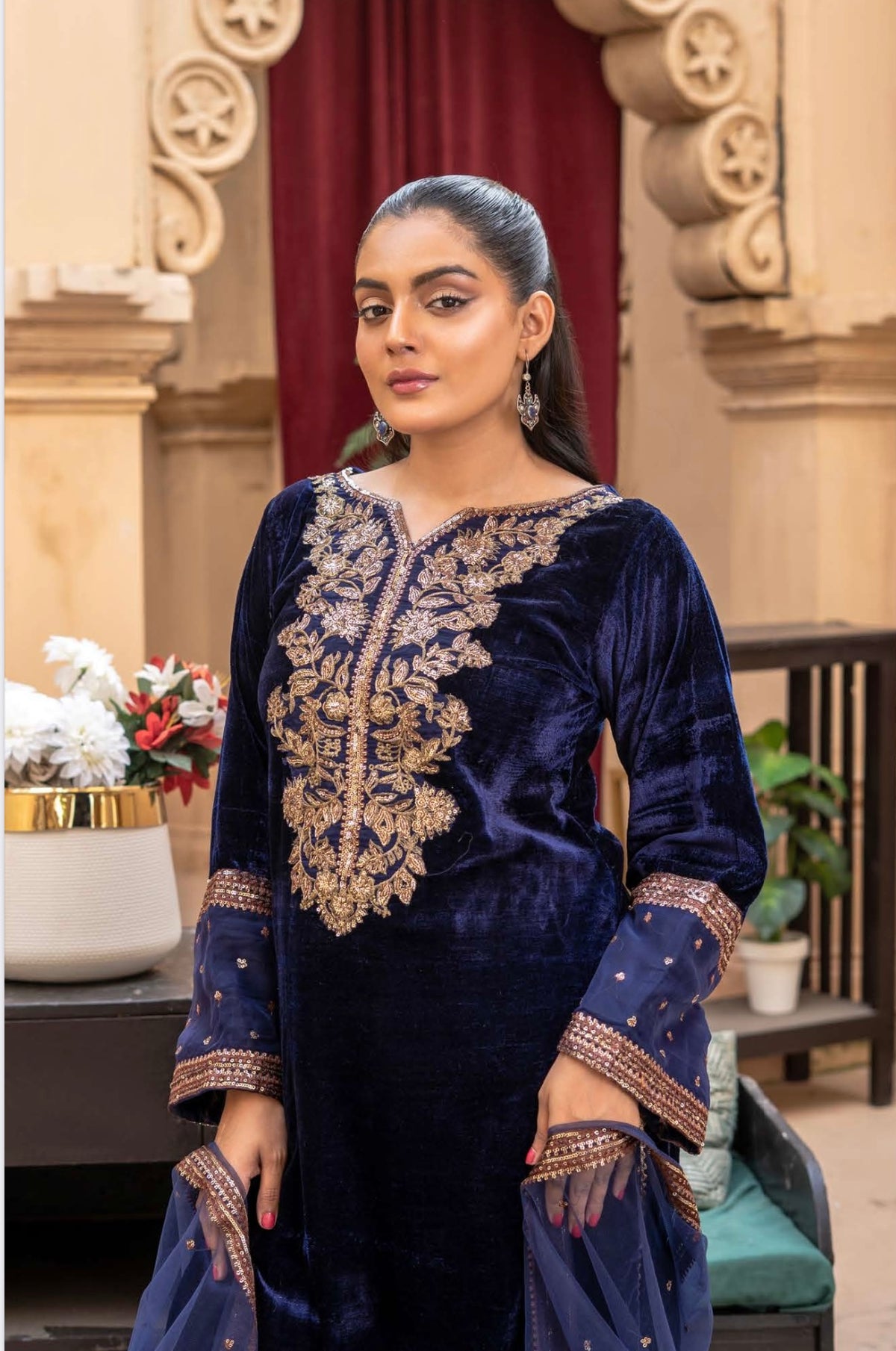 Maheen 3pc Embroidered Velvet Suit With Organza Dupatta U2-C1