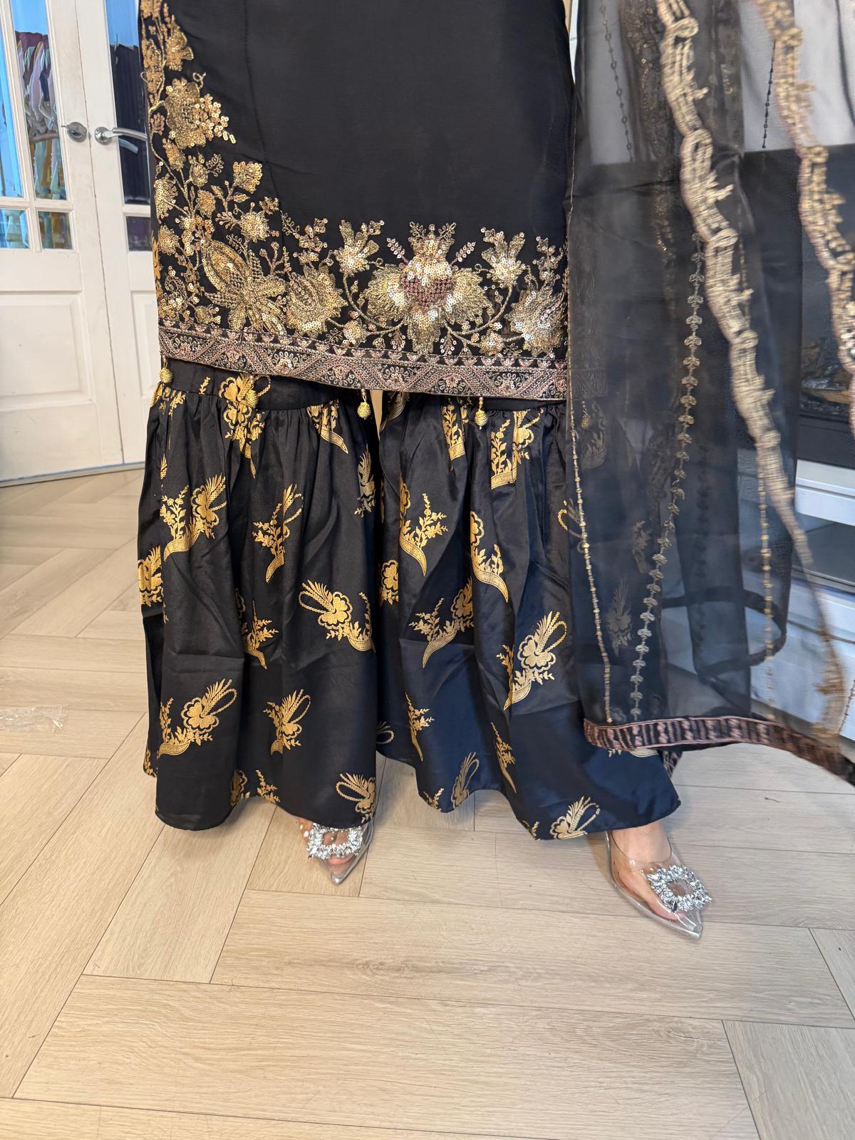Kaynaat 3pc Chiffon Suit With Gharara
