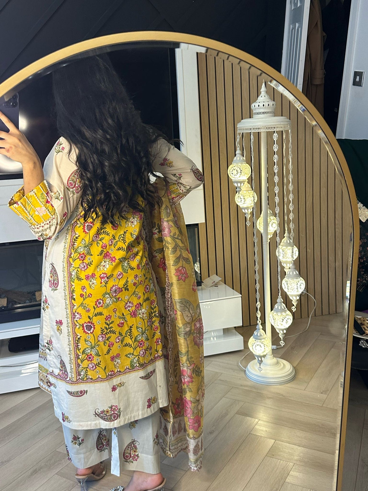 Saima 3pc Cotton Printed Suit With Organza Dupatta