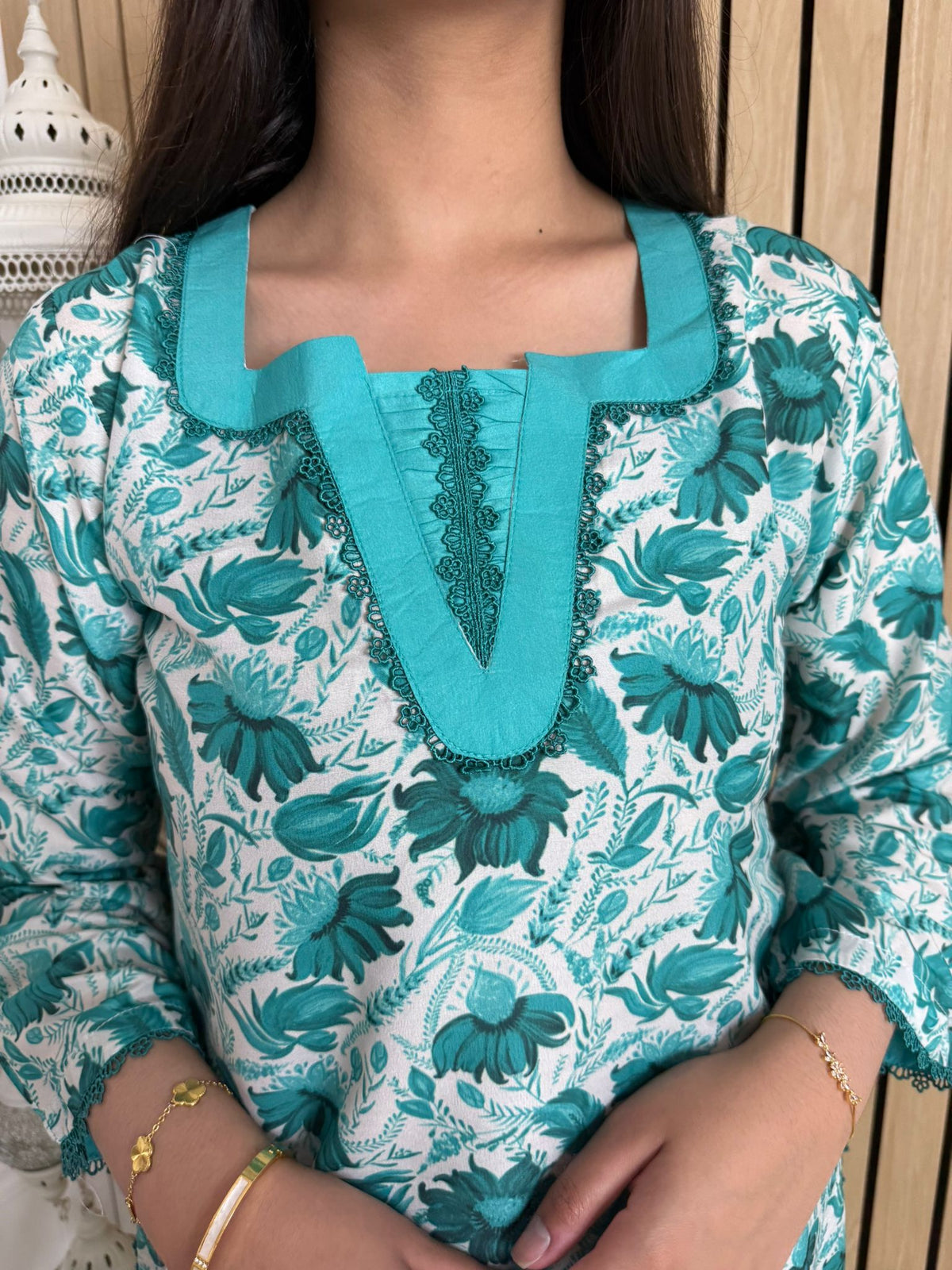 Asma Floral 2pc Co-Ord With Shalwar