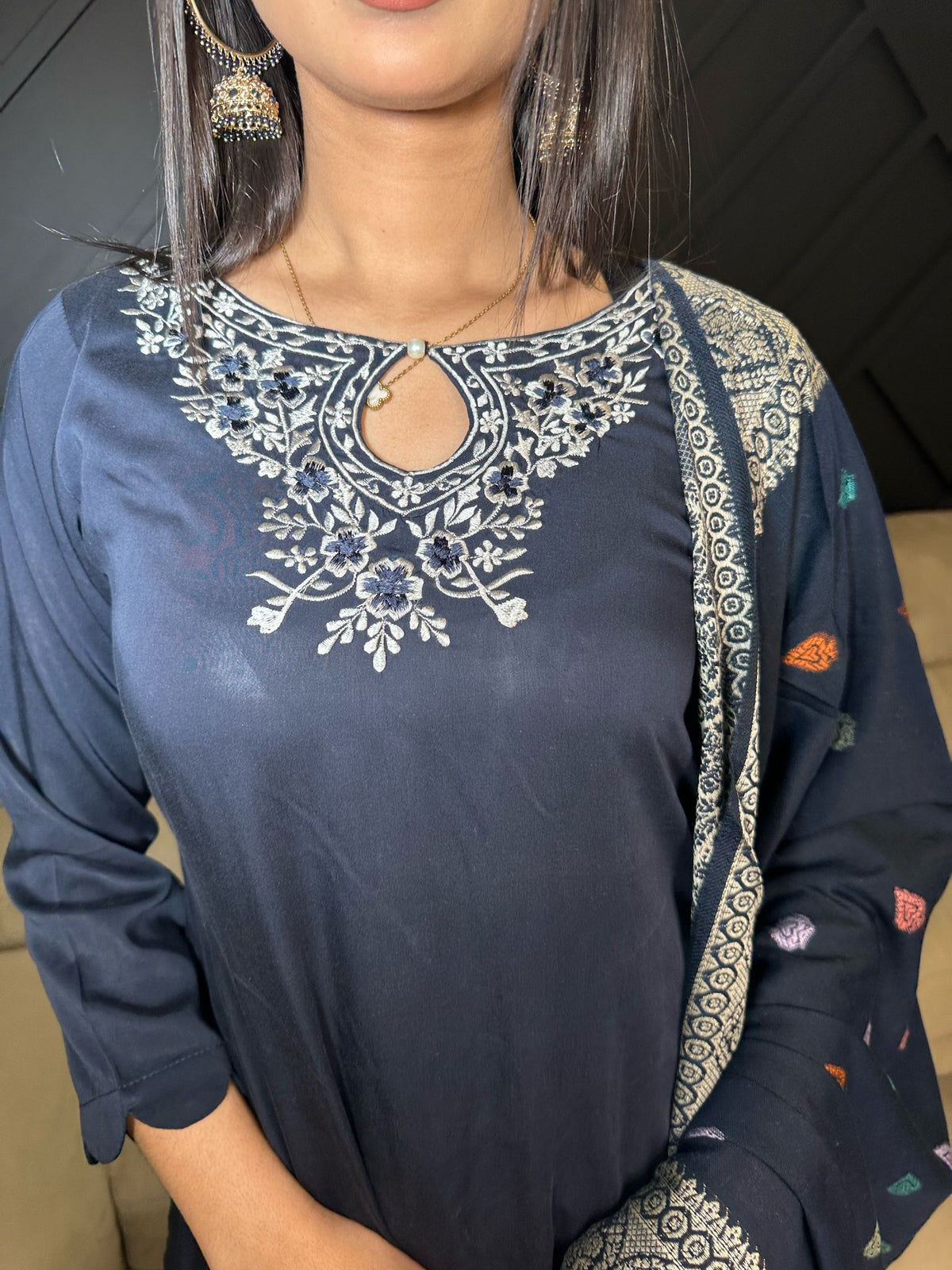 Rumaiza 3pc With Kashmiri Shawl