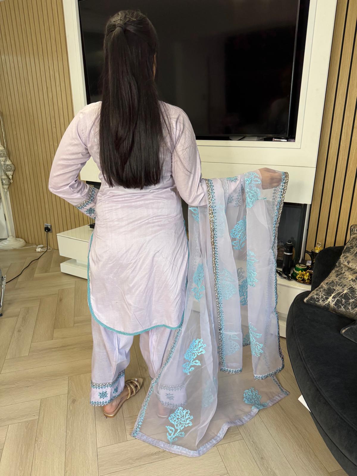 Arishma Cotton 3pc Shalwar Suit With Organza Duppata U2-A2