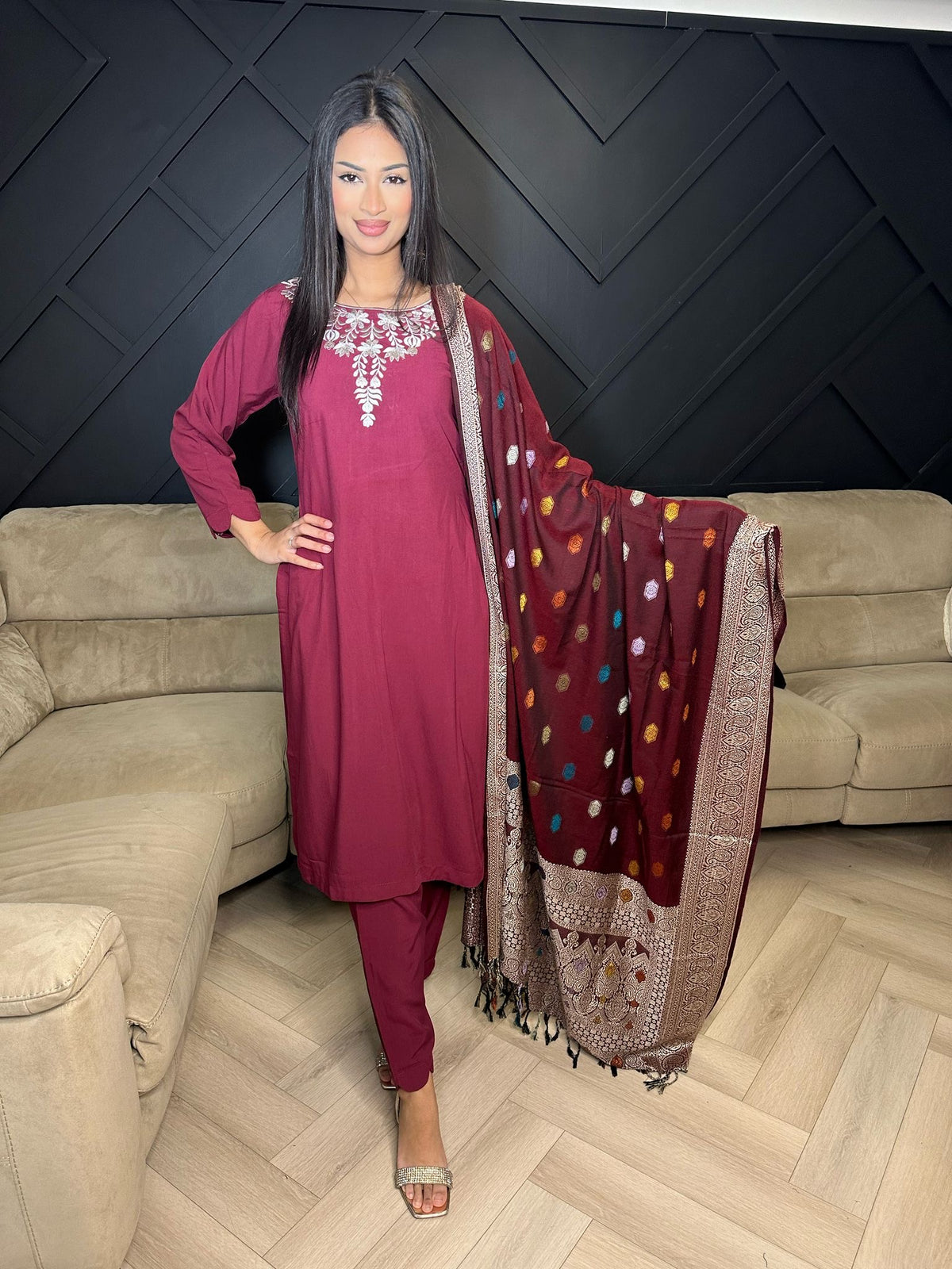 Rumaiza 3pc With Kashmiri Shawl