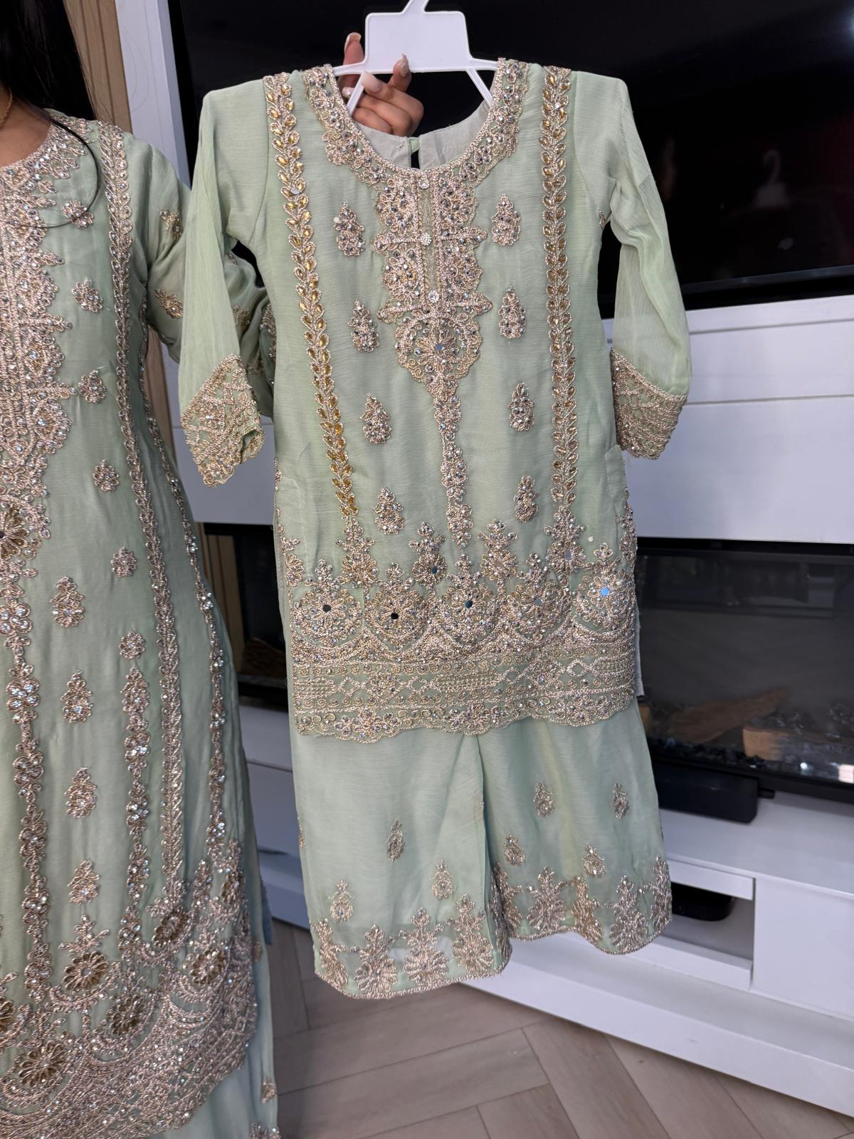 Thaira 3pc Mother & Daughter chiffon Suit With Plazzos U3-D4