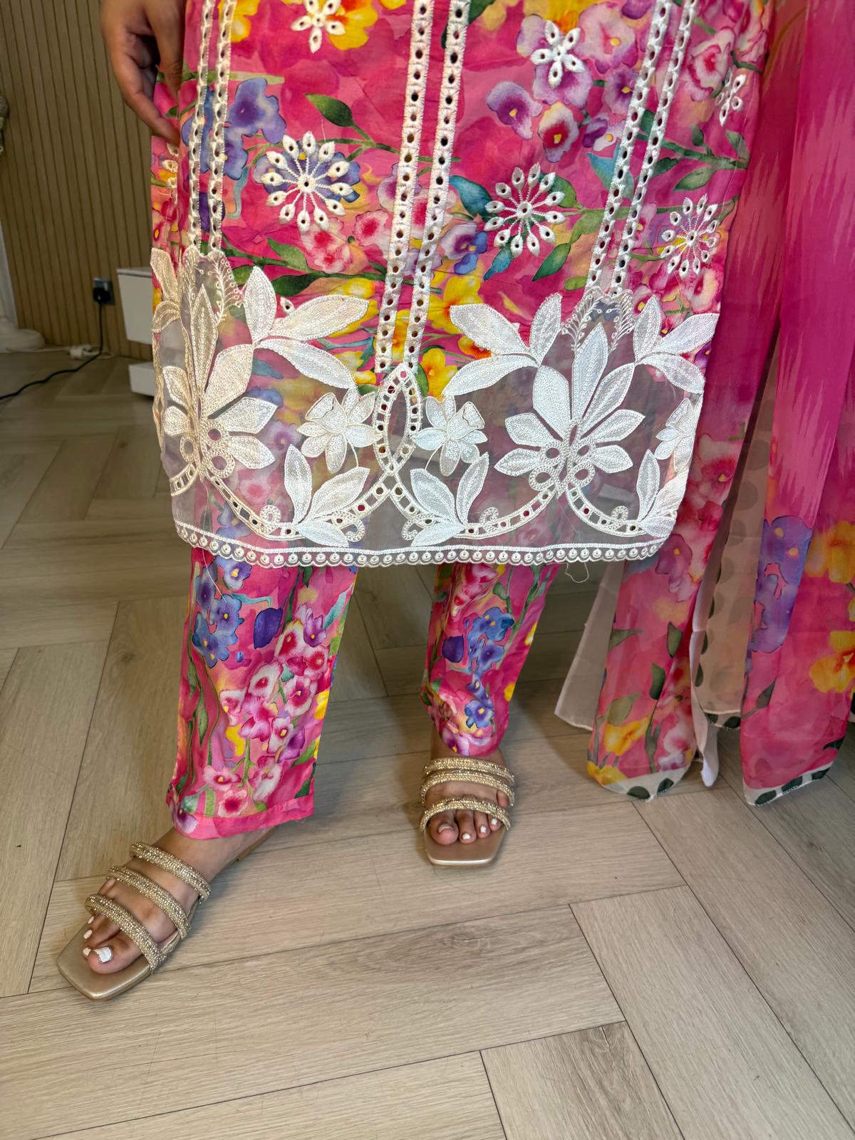 Adeela 3pc Printed Lawn Suit