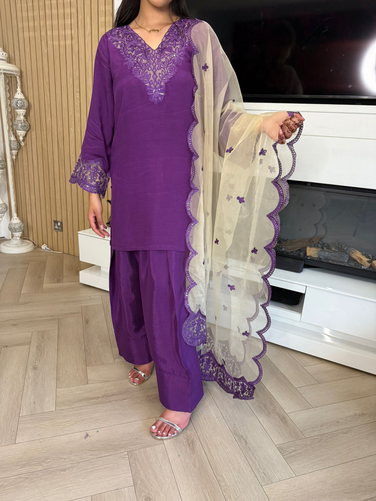 Zimal Farshi Silk Suits by Raniya.H