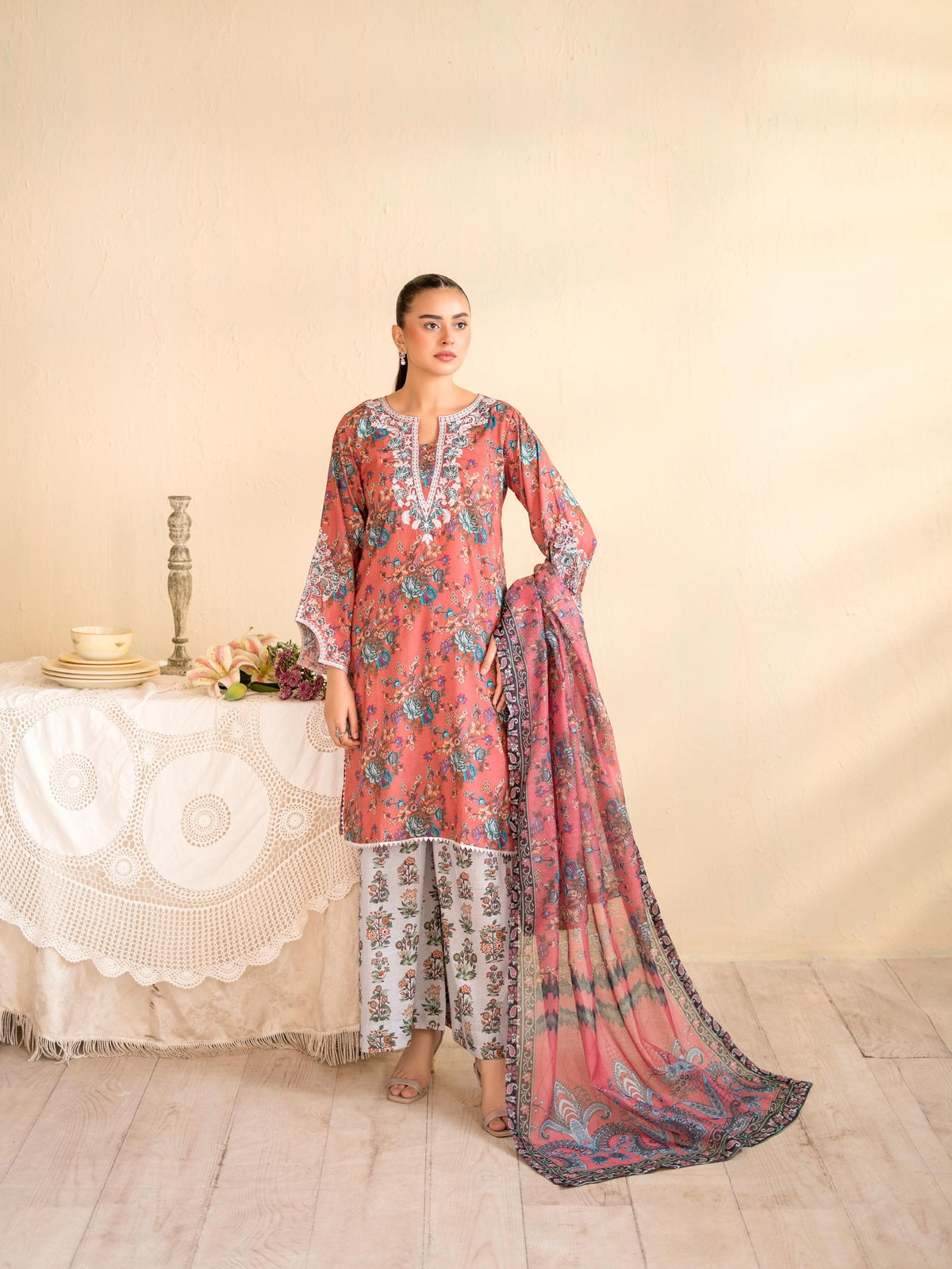 Siyaara By Raniya 3pc Lawn Suit