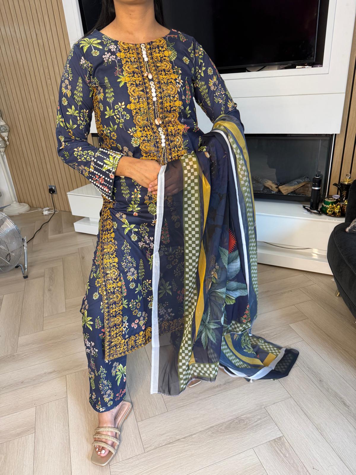 Adeela 3pc Printed Lawn Suit