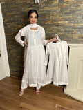 Sarina - White U3-P2