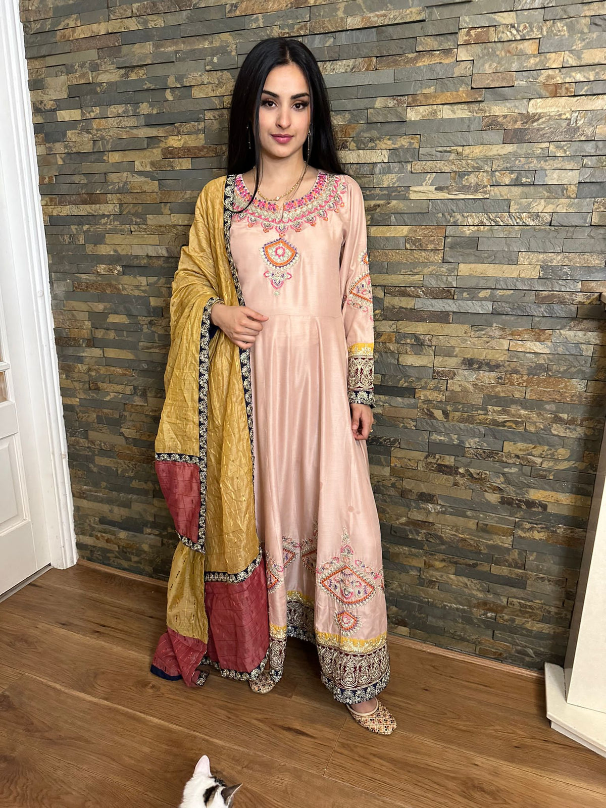 Inayat - Pink D2-E6