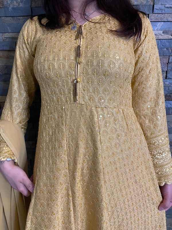 Jugni Collection - Gold