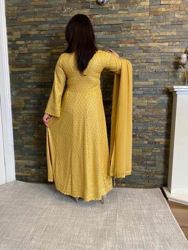 Jugni Collection - Gold