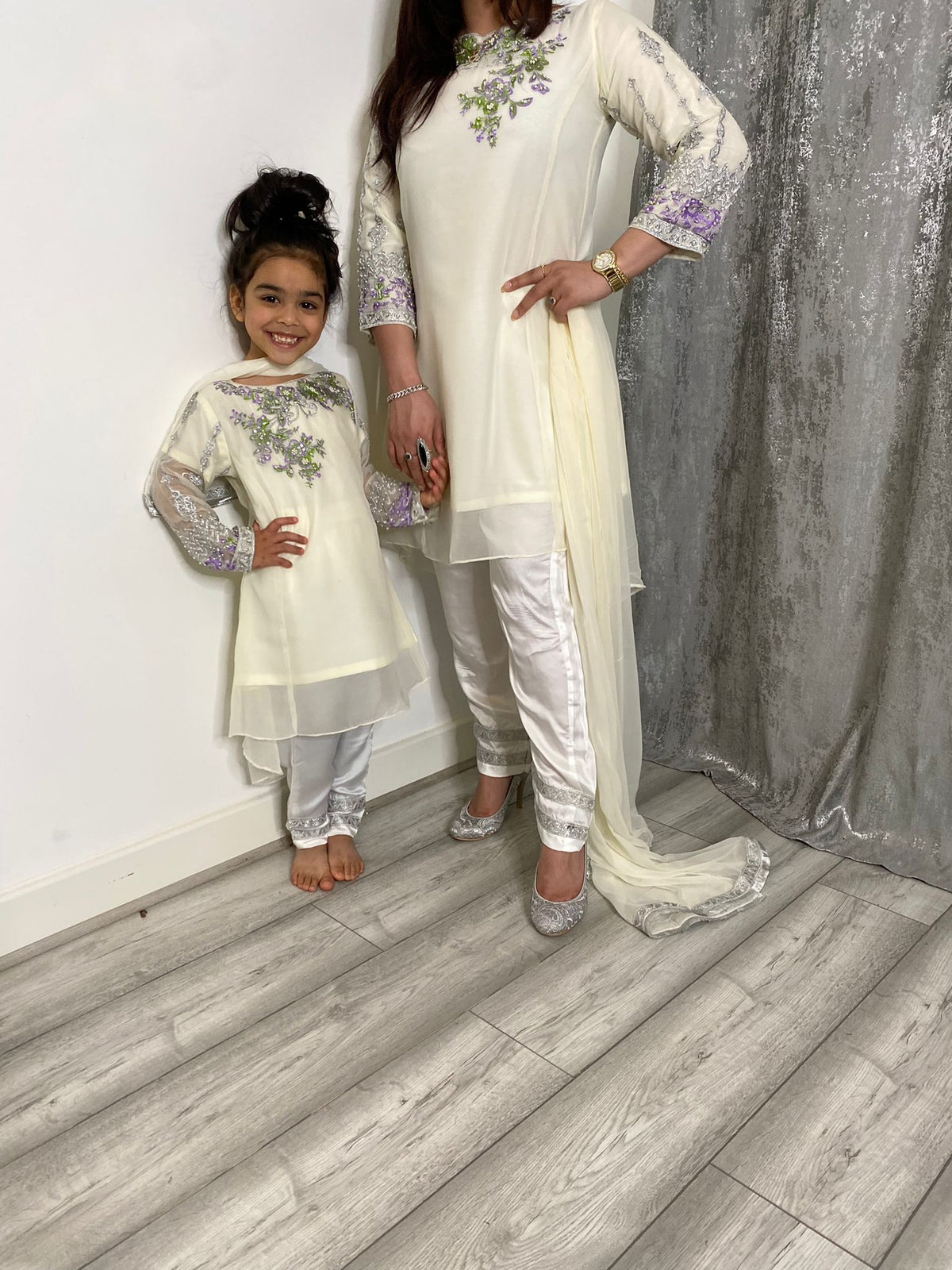 Sadia Mother & Daughter - Off white