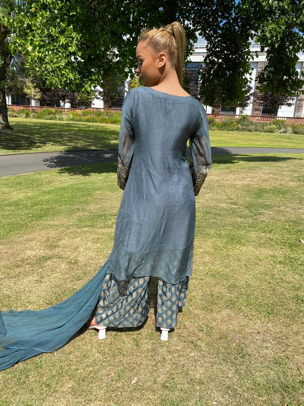 Veena 2pc- Grey D3-C2